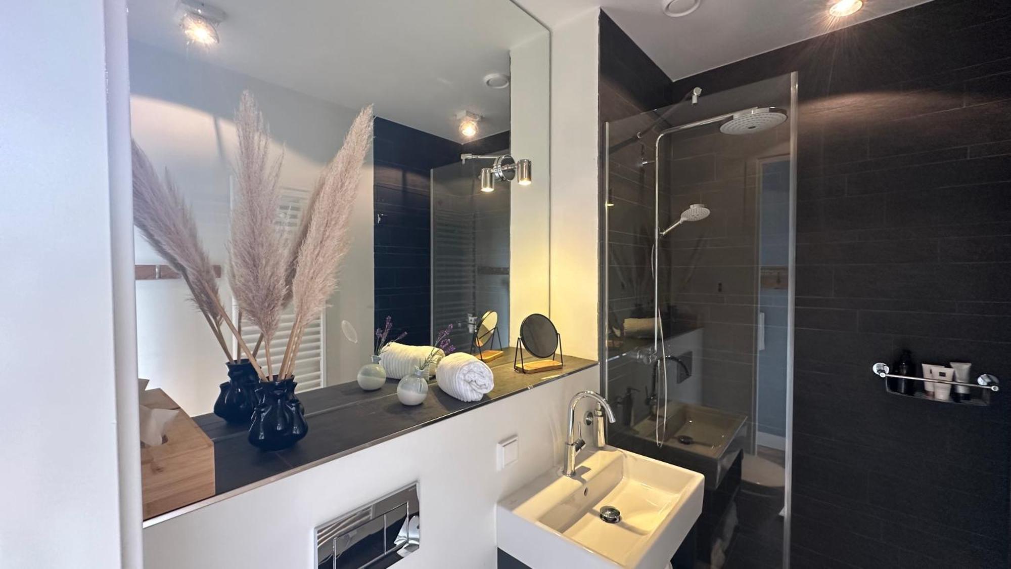 Luxe B&B "In De Schulp", Ontspan En Geniet Van Comfort En Stijl Amstelveen Exteriér fotografie